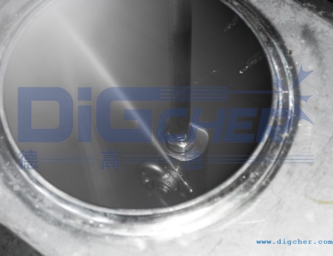 高壓水反應(yīng)釜清洗原理